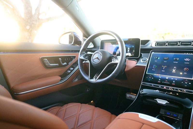 벤츠 마이바흐 실내 인테리어