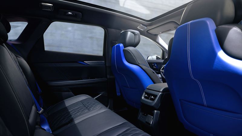 캐딜락 옵틱-V 좌석 시트