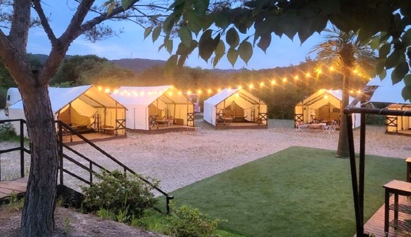 코코몰디브 글램핑 전경