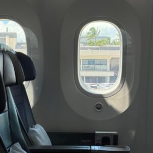 대한항공 좌석 간격 줄여 논란 일자 ‘에어프레미아’ 관심도 급상승, 직접 타봤더니 이유 알겠다