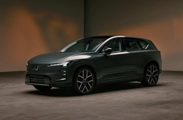 볼보 EX60 제미나이 810km 주행 한국 안 오면 섭섭할 역대급 스펙 분석