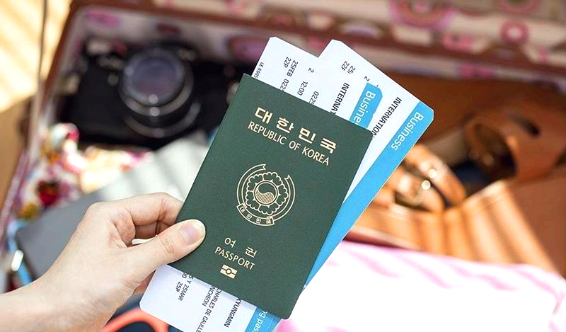 해외여행 준비 여권사진 규정 복장 쉽게 알려드…