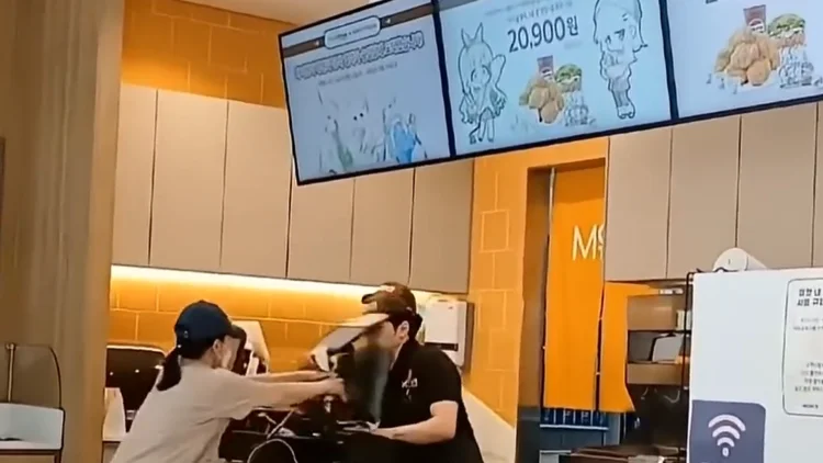 맘스터치 진상녀