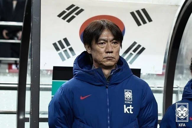홍명보 감독