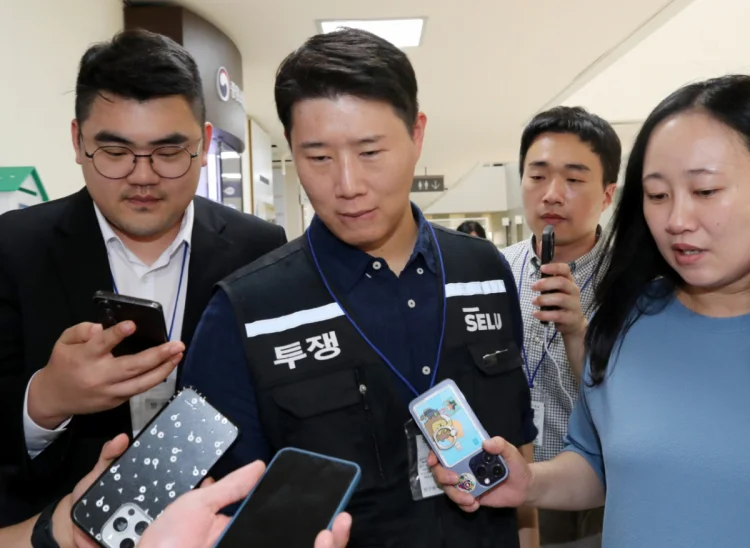 총파업 앞두고 삼성전자 노사 협상 결렬 vs …