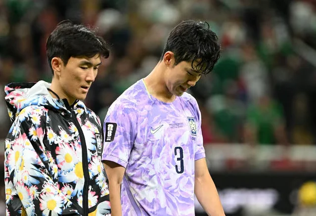 황인범과 이기혁 축구선수