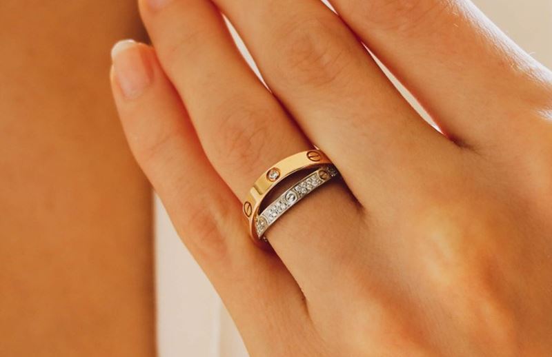 결혼 예물 명품 반지 추천: 까르띠에 러브 링 vs 티파니 다이아몬드